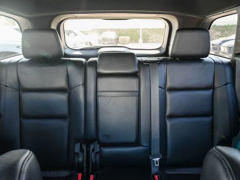 Used 2019 Jeep Grand Cherokee Limited AWD/4WD image 17