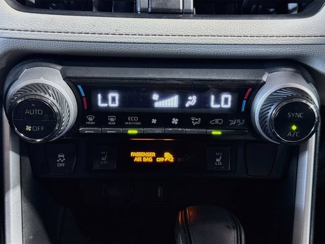 Used 2020 Toyota RAV4 XLE w/ Convenience Package AWD/4WD image 15