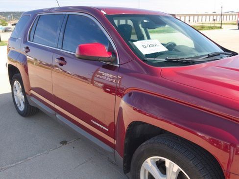 Used 2017 GMC Terrain SLE AWD/4WD image 10