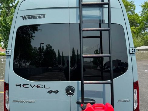 Used 2021 Mercedes-Benz Sprinter 2500 image 33