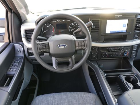 New 2026 Ford F550 4x4 Crew Cab Super Duty w/ XLT Value Package image 22