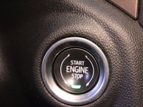 Used 2022 Chevrolet Silverado 1500 High Country image 26