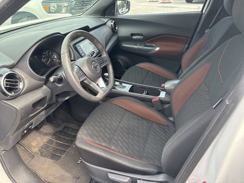 Certified 2021 Nissan Kicks SR FWD image 9