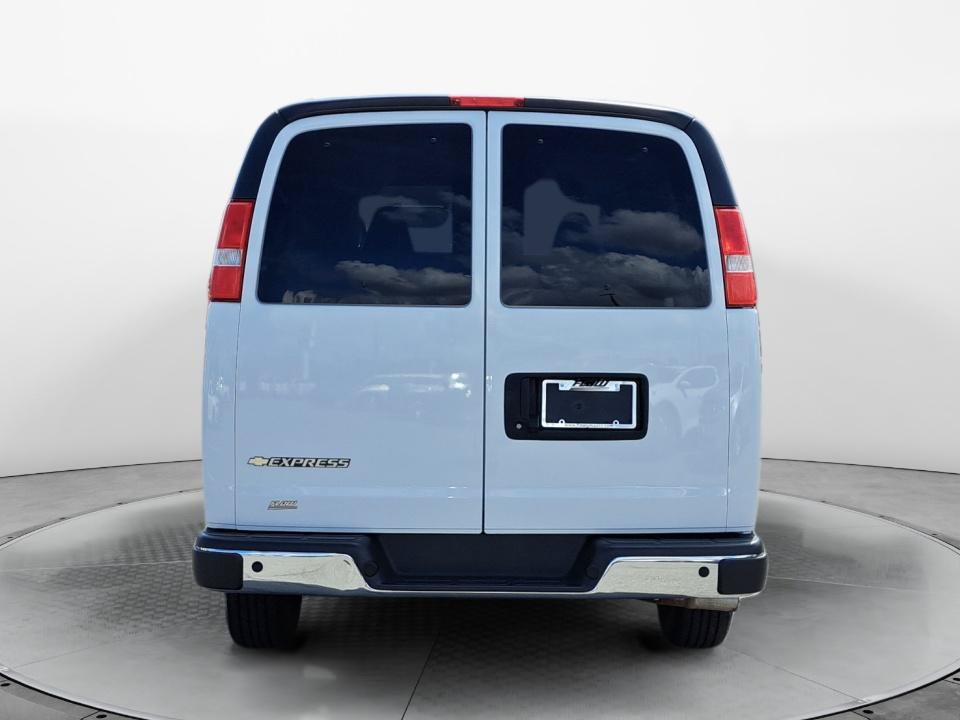 Used 2024 Chevrolet Express 3500 LT w/ LT Preferred Equipment Group RWD image 6