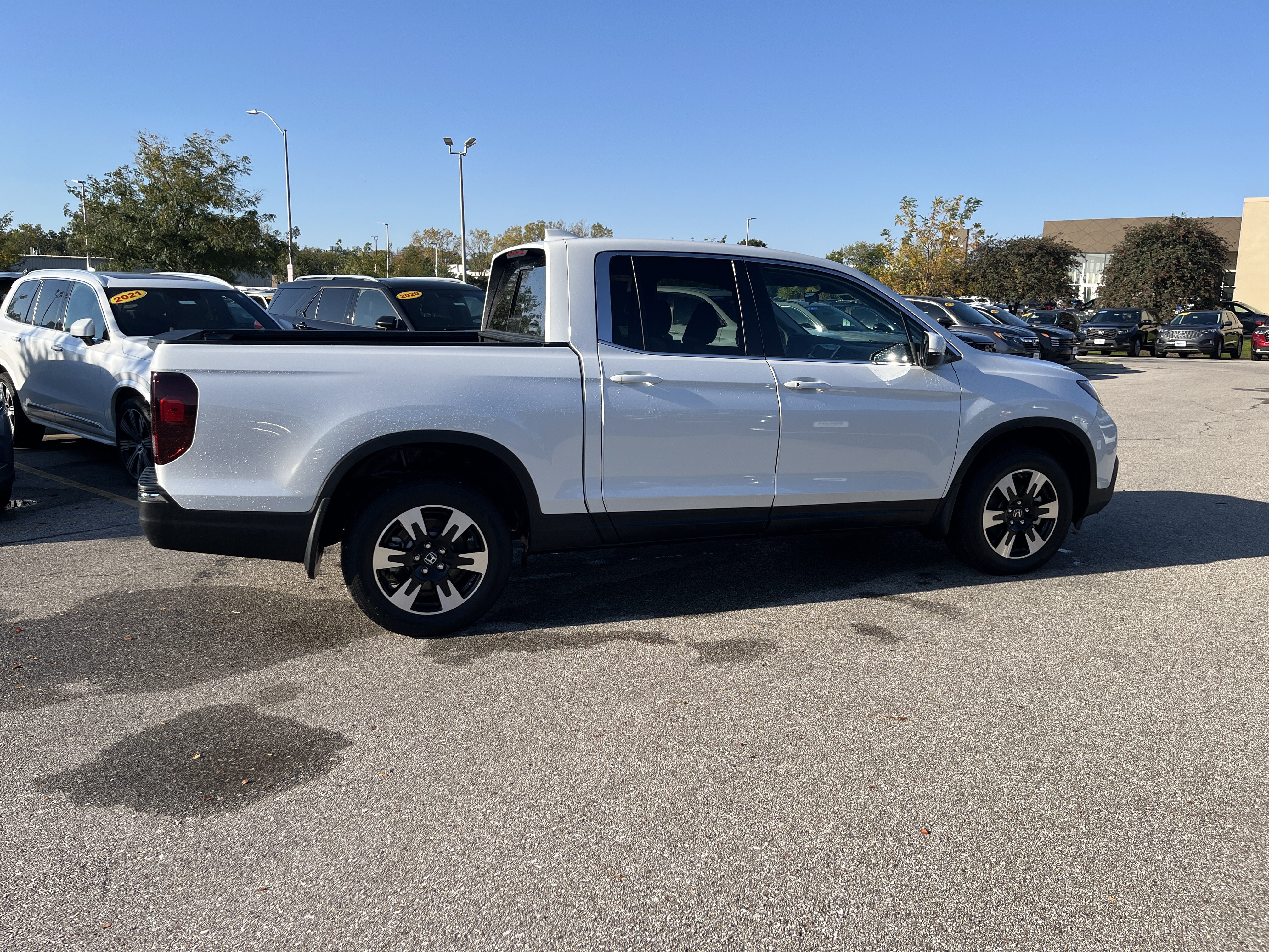 Used 2020 Honda Ridgeline RTL image 4
