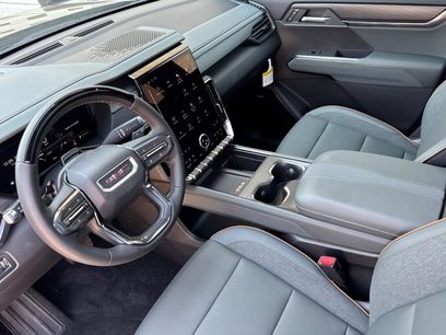 New 2026 GMC Acadia AT4 w/ Super Cruise Package