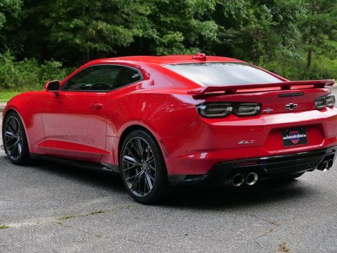 Used 2022 Chevrolet Camaro ZL1 RWD image 42