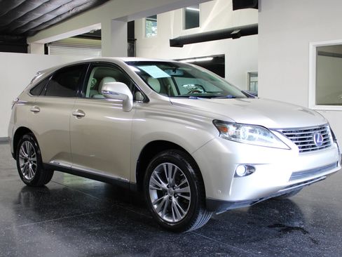 Used 2013 Lexus RX 450h FWD w/ Navigation Pkg image 1