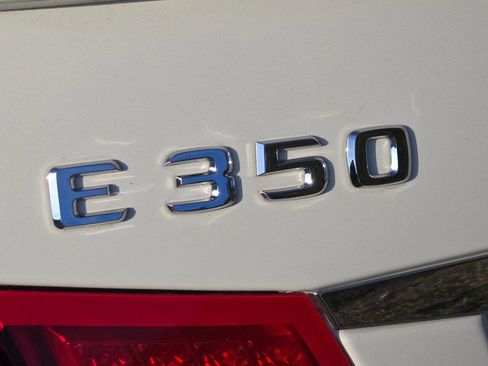 Used 2012 Mercedes-Benz E 350 BlueTEC Sedan image 32