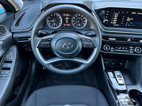 Used 2023 Hyundai Sonata SEL image 16