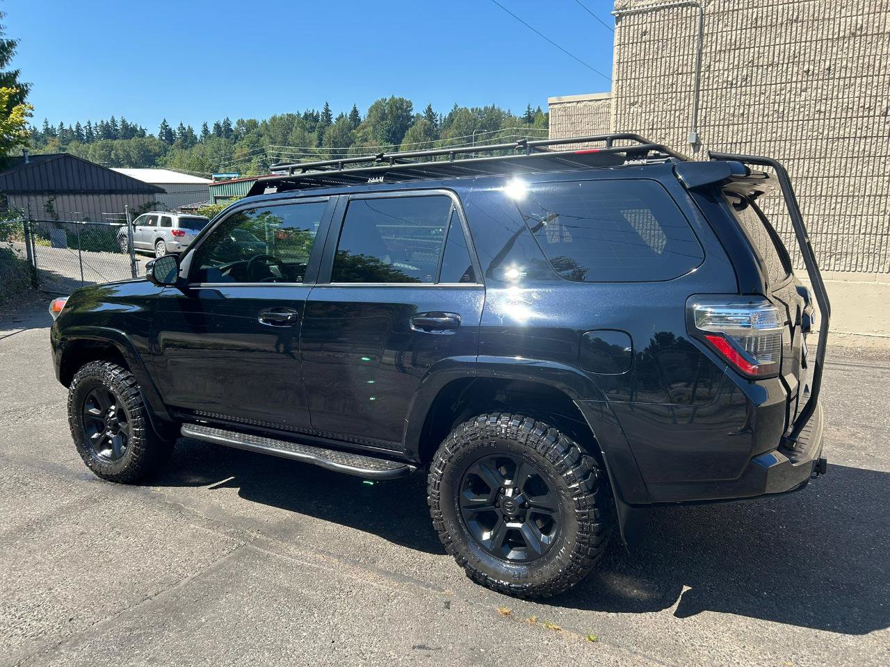 Used 2020 Toyota 4Runner SR5 Premium AWD/4WD image 6