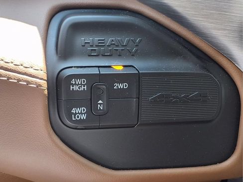 Used 2024 RAM 2500 Limited w/ Towing Technology Group AWD/4WD image 16