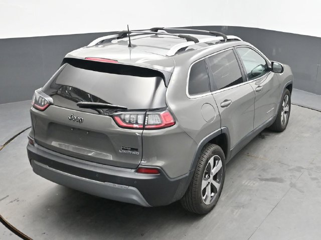 Used 2020 Jeep Cherokee Limited FWD image 38