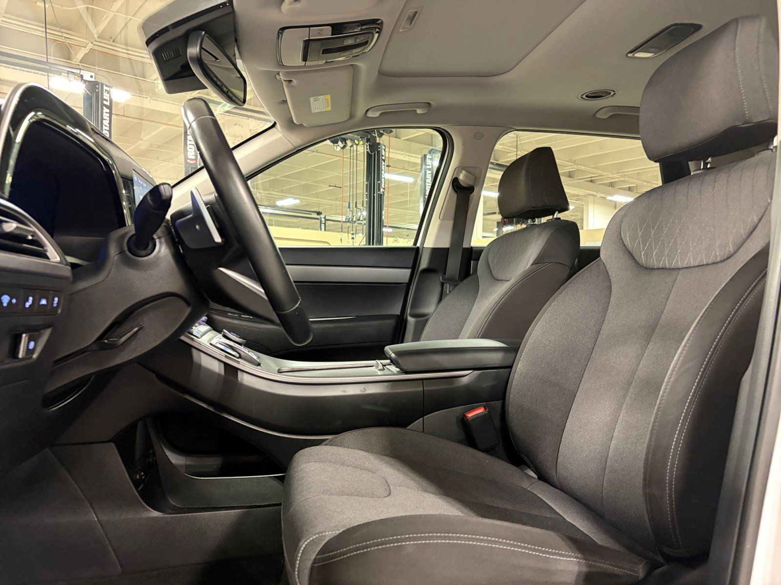 Used 2022 Hyundai Palisade SEL w/ Cargo Package FWD image 12