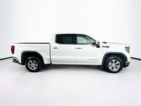 Used 2025 GMC Sierra 1500 SLT RWD image 10