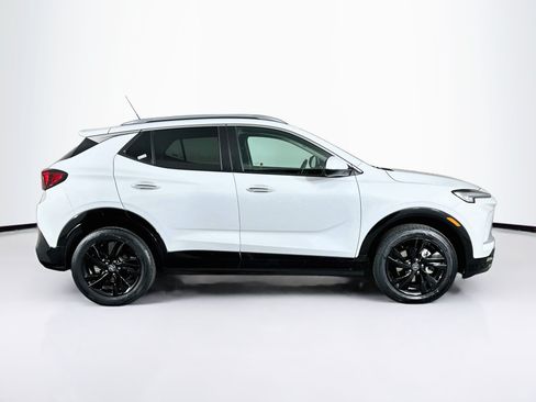 Used 2024 Buick Encore GX Sport Touring AWD/4WD image 10