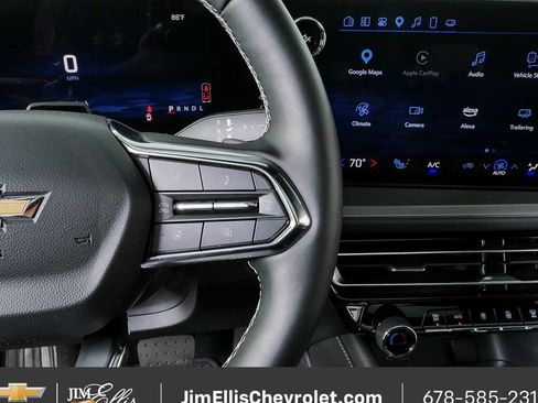 Certified 2025 Chevrolet Traverse LT w/ Enhanced Driving Package FWD image 11