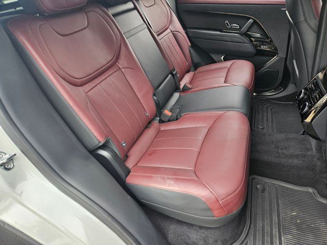 Used 2025 Land Rover Range Rover Sport Dynamic SE AWD/4WD image 19