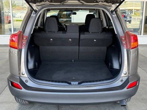 Used 2014 Toyota RAV4 LE FWD image 15