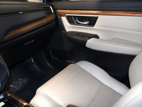 Used 2022 Honda CR-V Touring image 46