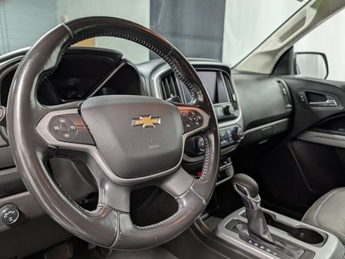 Certified 2022 Chevrolet Colorado LT w/ LT Convenience Package AWD/4WD image 17