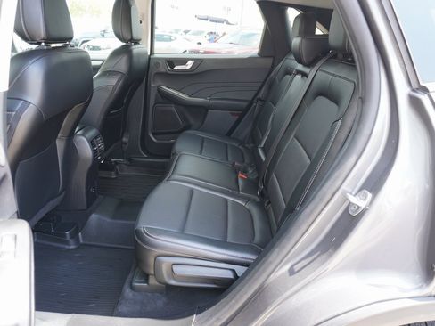 Used 2022 Ford Escape SEL w/ Technology Package image 18