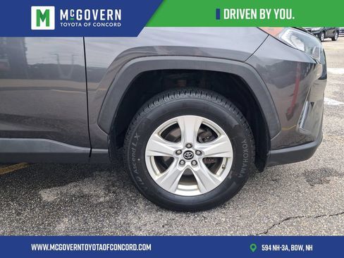 Used 2019 Toyota RAV4 XLE w/ Convenience Package AWD/4WD image 10