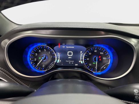 New 2026 Chrysler Pacifica Select FWD image 16