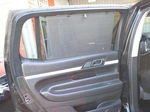 Used 2012 Lincoln MKT AWD image 62