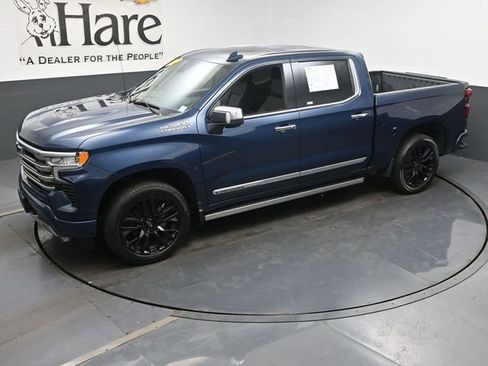 Used 2022 Chevrolet Silverado 1500 High Country AWD/4WD image 43