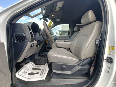 Used 2022 Ford F250 XL w/ Power Equipment Group AWD/4WD image 18