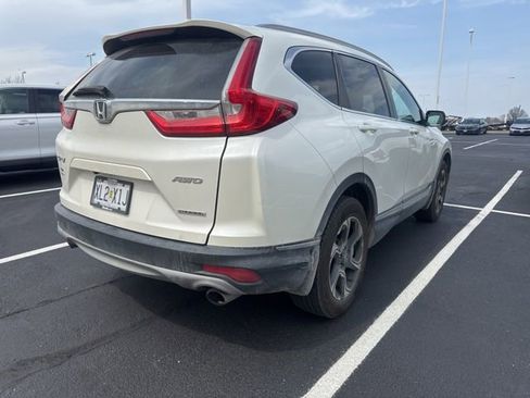 Used 2018 Honda CR-V Touring image 5