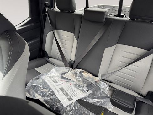 Used 2024 Toyota Tacoma TRD Sport image 13