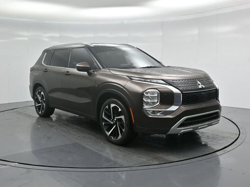 Used 2022 Mitsubishi Outlander SEL image 57