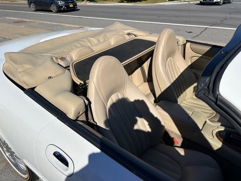 Used 1998 Jaguar XK8 Convertible RWD image 19