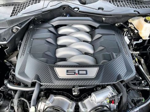 Used 2026 Ford Mustang GT Premium RWD image 31