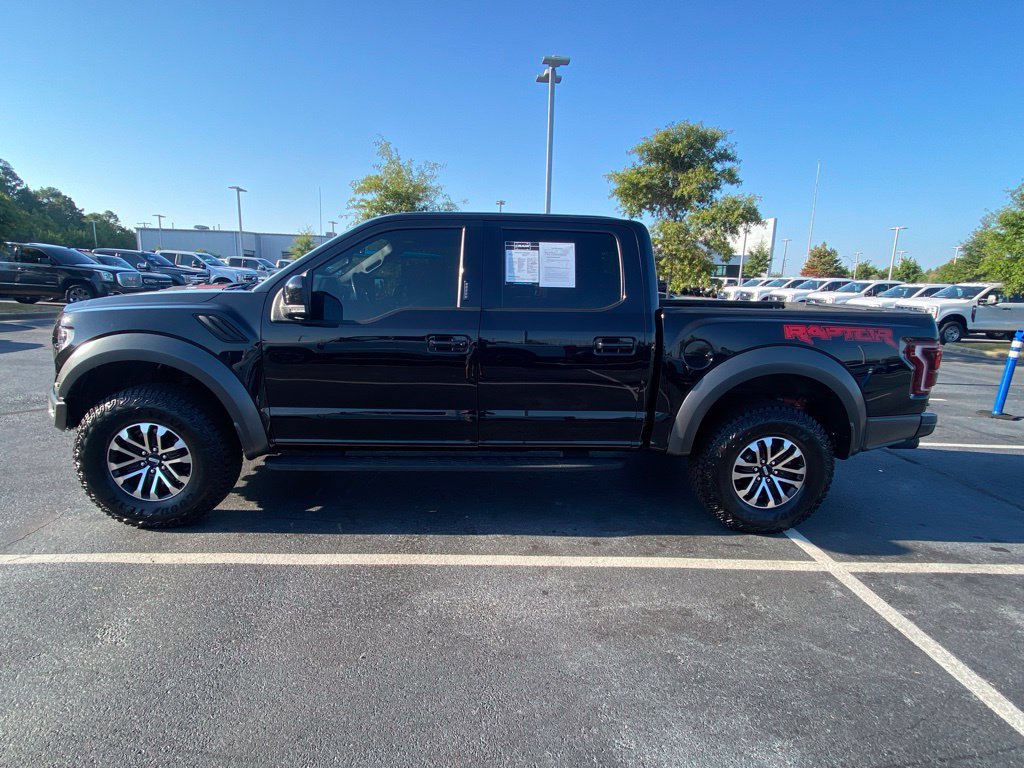 Certified 2019 Ford F150 Raptor w/ Equipment Group 802A Luxury AWD/4WD image 4