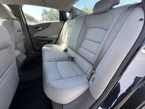 Used 2022 Chevrolet Malibu LS FWD image 15