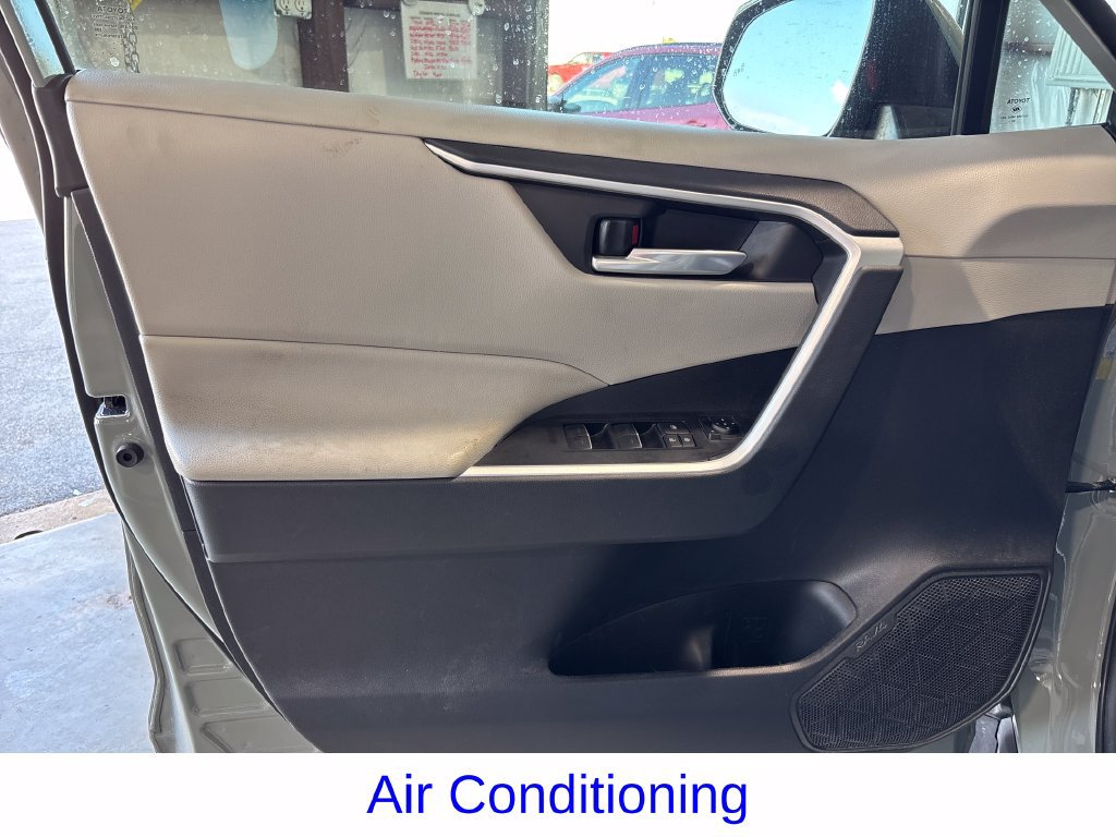 Used 2023 Toyota RAV4 XLE w/ Convenience Package FWD image 26