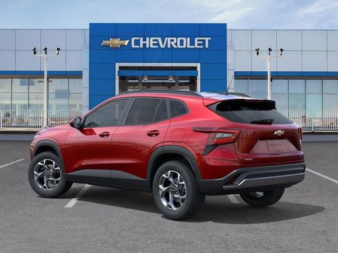 New 2026 Chevrolet Trax LT image 3