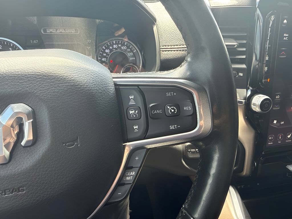 Used 2019 RAM 1500 Laramie RWD image 17