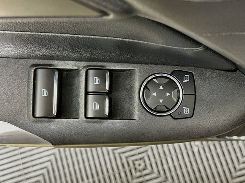 Used 2017 Ford Mustang GT Premium RWD image 22