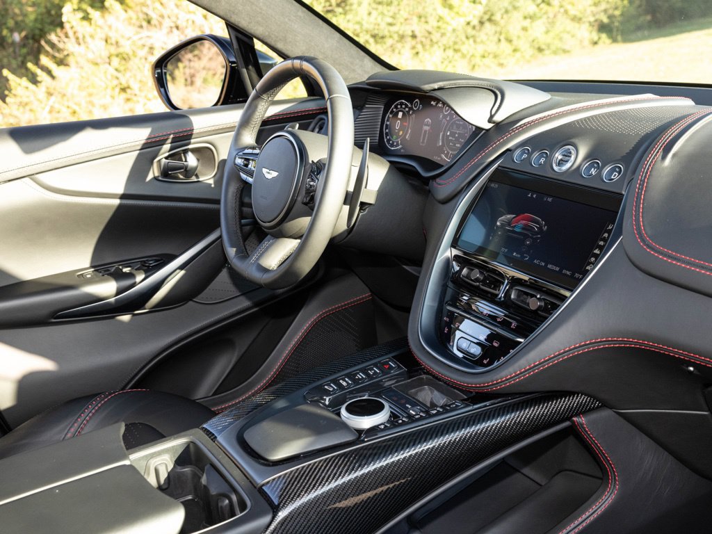 Used 2021 Aston Martin DBX AWD/4WD image 65