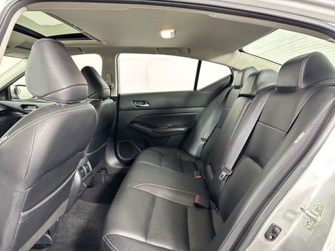 Used 2020 Nissan Altima 2.5 Platinum image 23