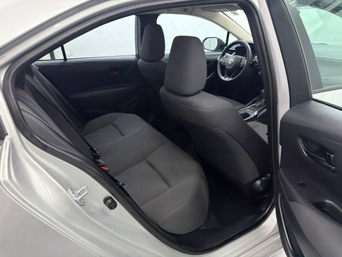 Used 2024 Toyota Corolla LE w/ LE Convenience Package FWD image 15