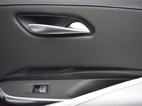 Certified 2025 Cadillac XT4 Sport image 32