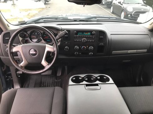 Used 2010 GMC Sierra 2500 SLE image 30