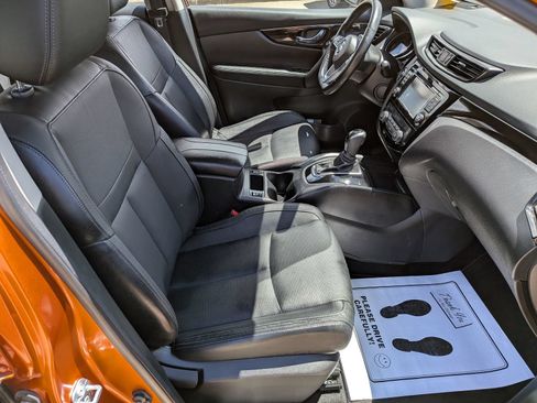Certified 2017 Nissan Rogue Sport SL AWD/4WD image 33