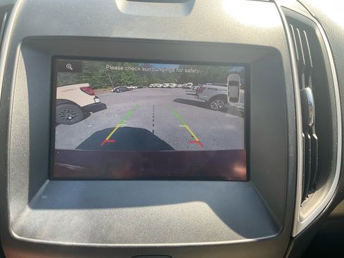 Used 2015 Ford Edge SEL w/ Equipment Group 201A FWD image 22