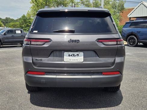 Used 2025 Jeep Grand Cherokee L Laredo AWD/4WD image 7